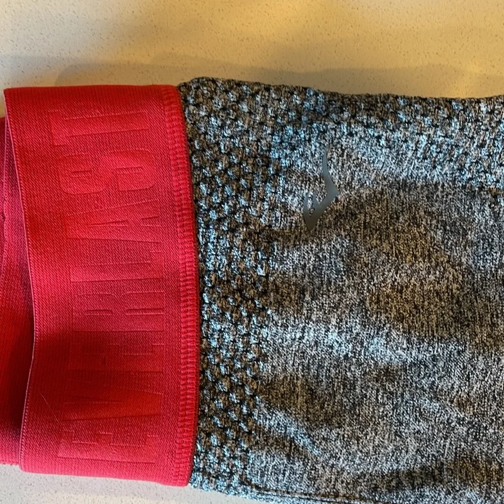 Gray and red woman leggings stretch comfortable for walking 🚶‍♀️or work out